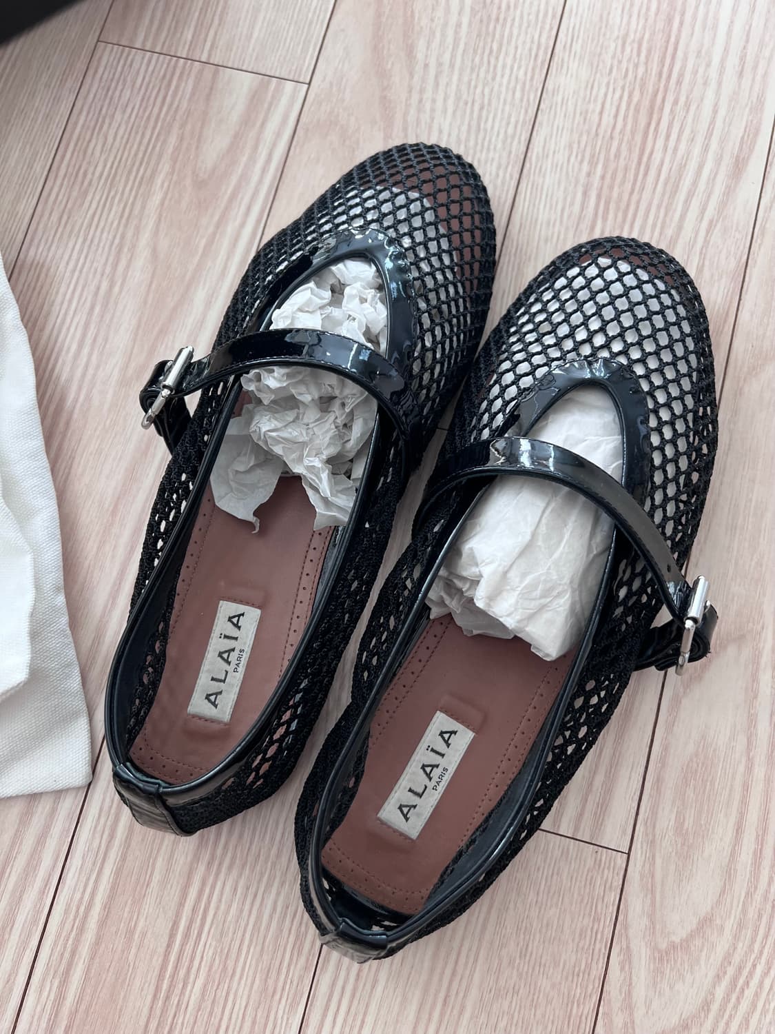 알라이아 플랫 슈즈 38.5 상품이미지3