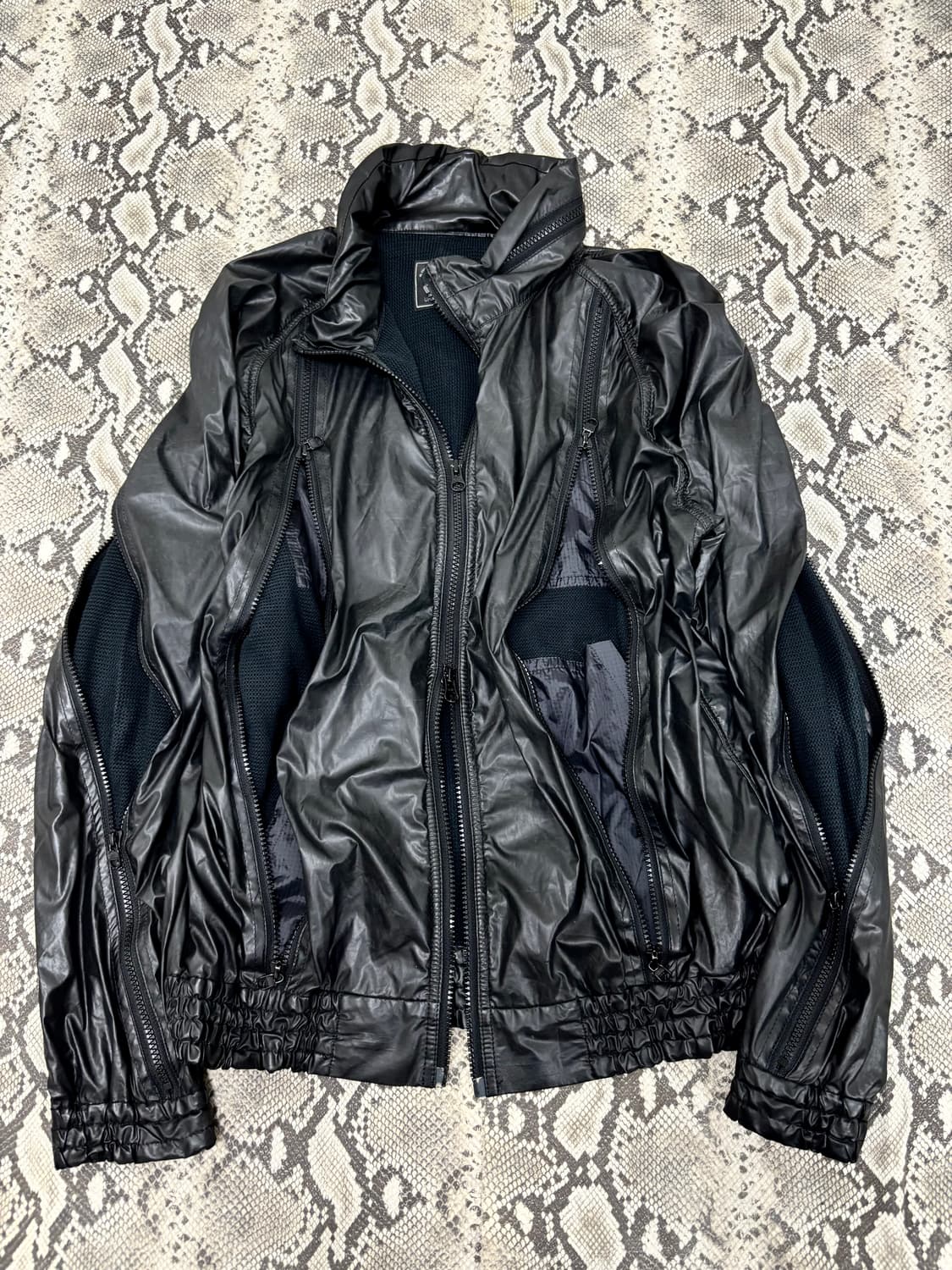 Rare Design Full Zipper Detail Black win 상품이미지1
