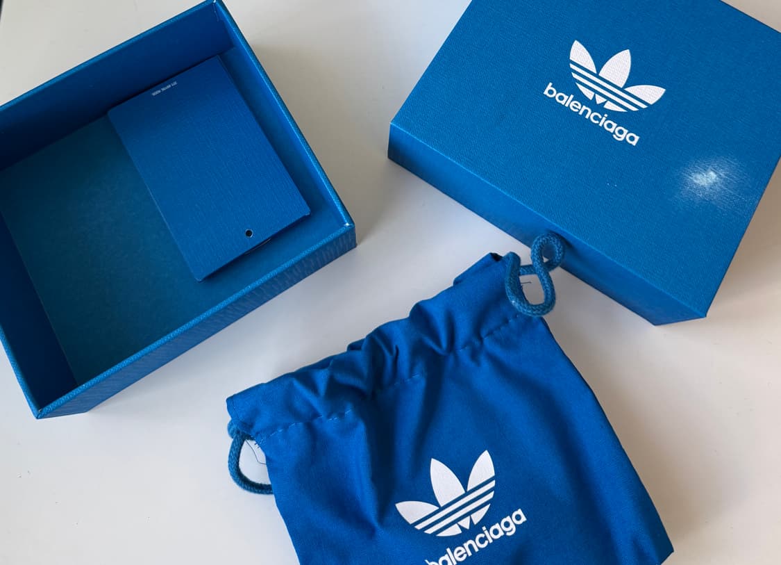 아디다스X발렌시아가 콜라보 카드홀더 블랙 상품이미지2