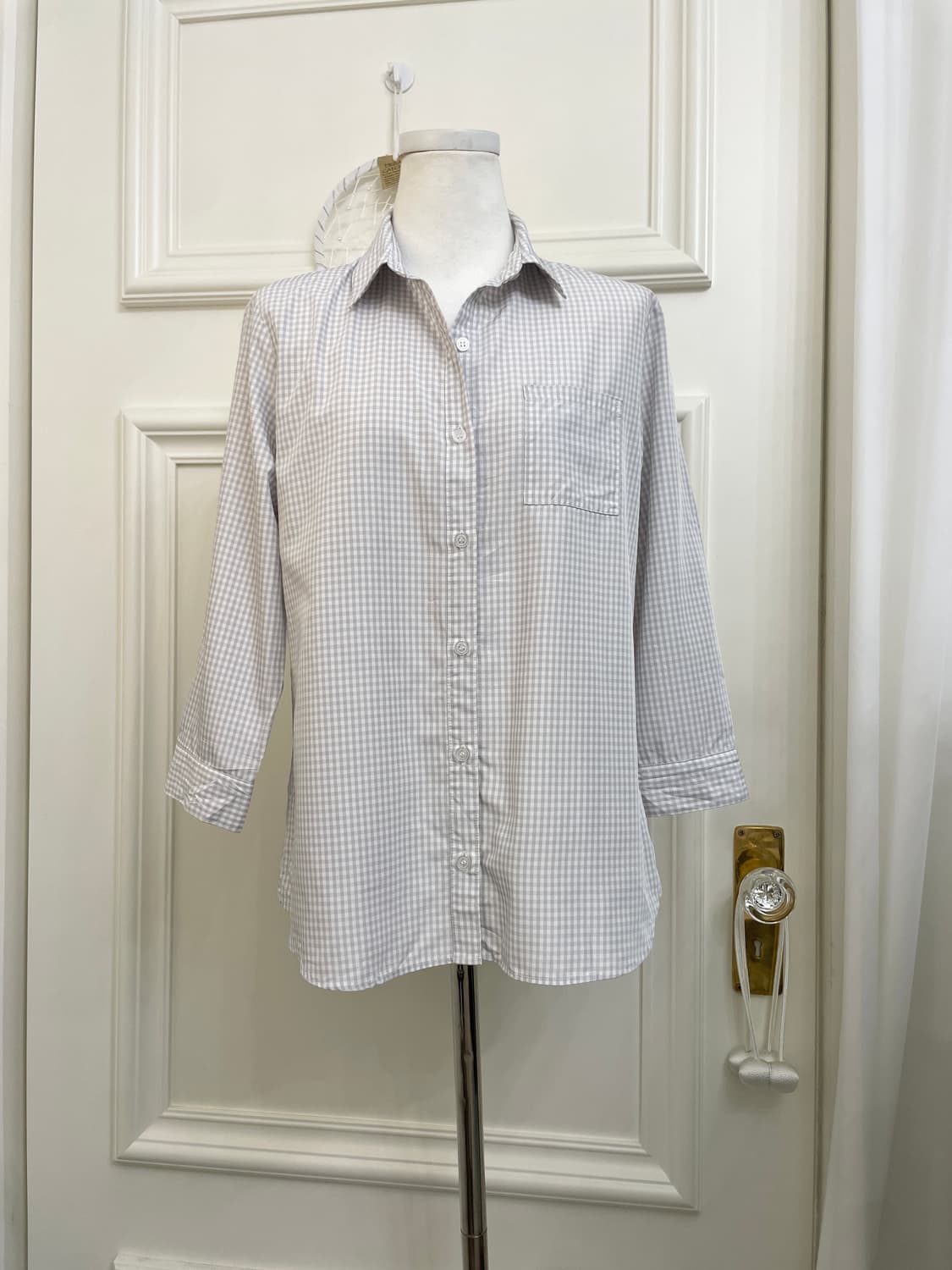 sheer gray gingham check basic shirt 상품이미지1