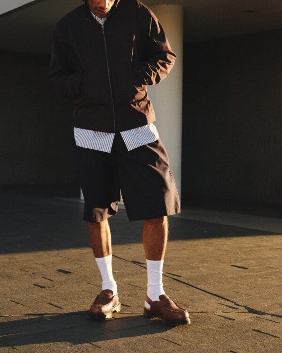 닥터마틴 페니로퍼 슬링백 상품이미지1