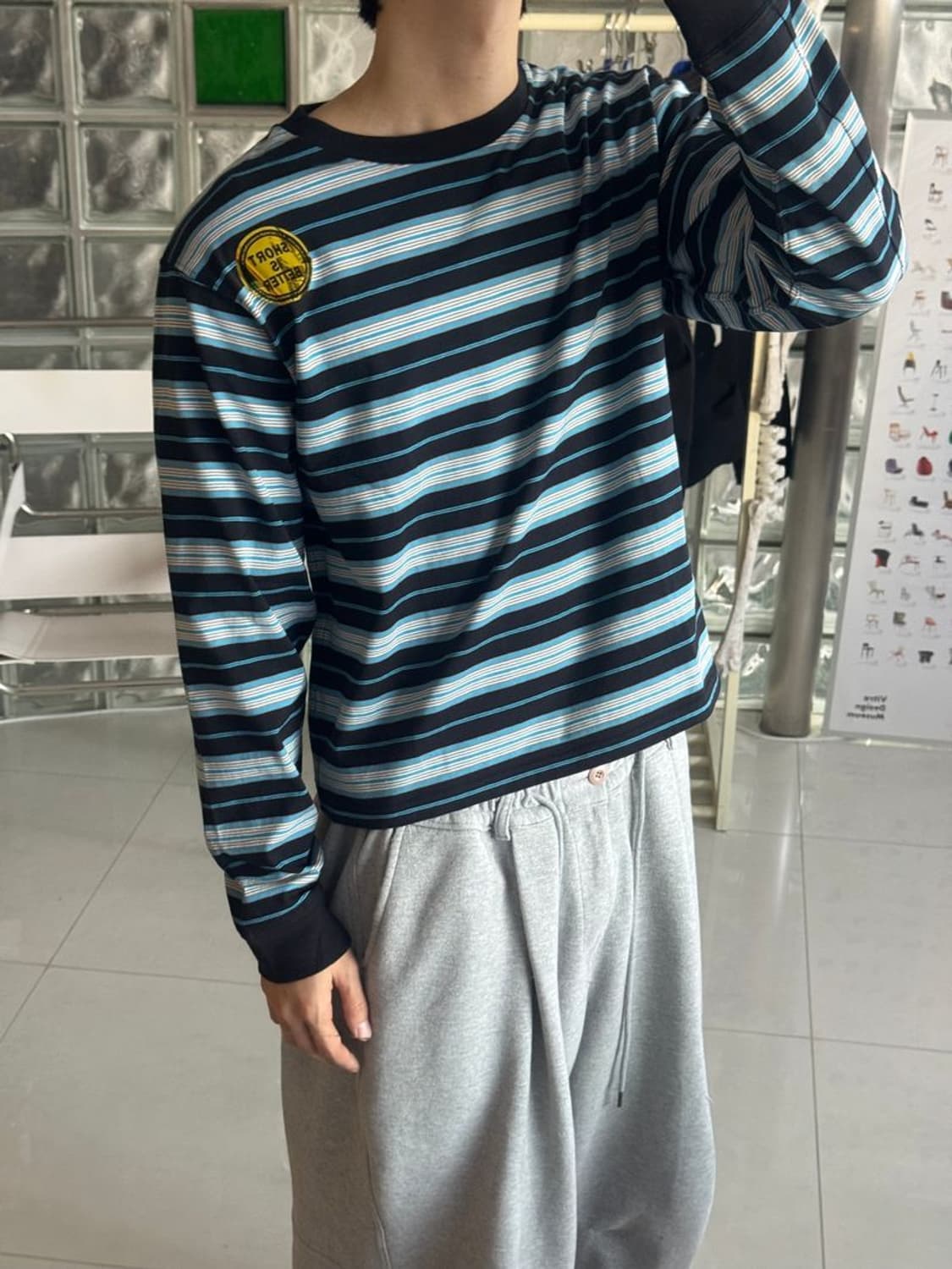 SHORT IS BETTER TEE  상품이미지3