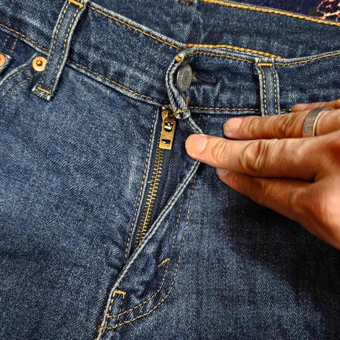 리바이스(Levis) No.511
테이퍼드핏 데님 팬츠 상품이미지3