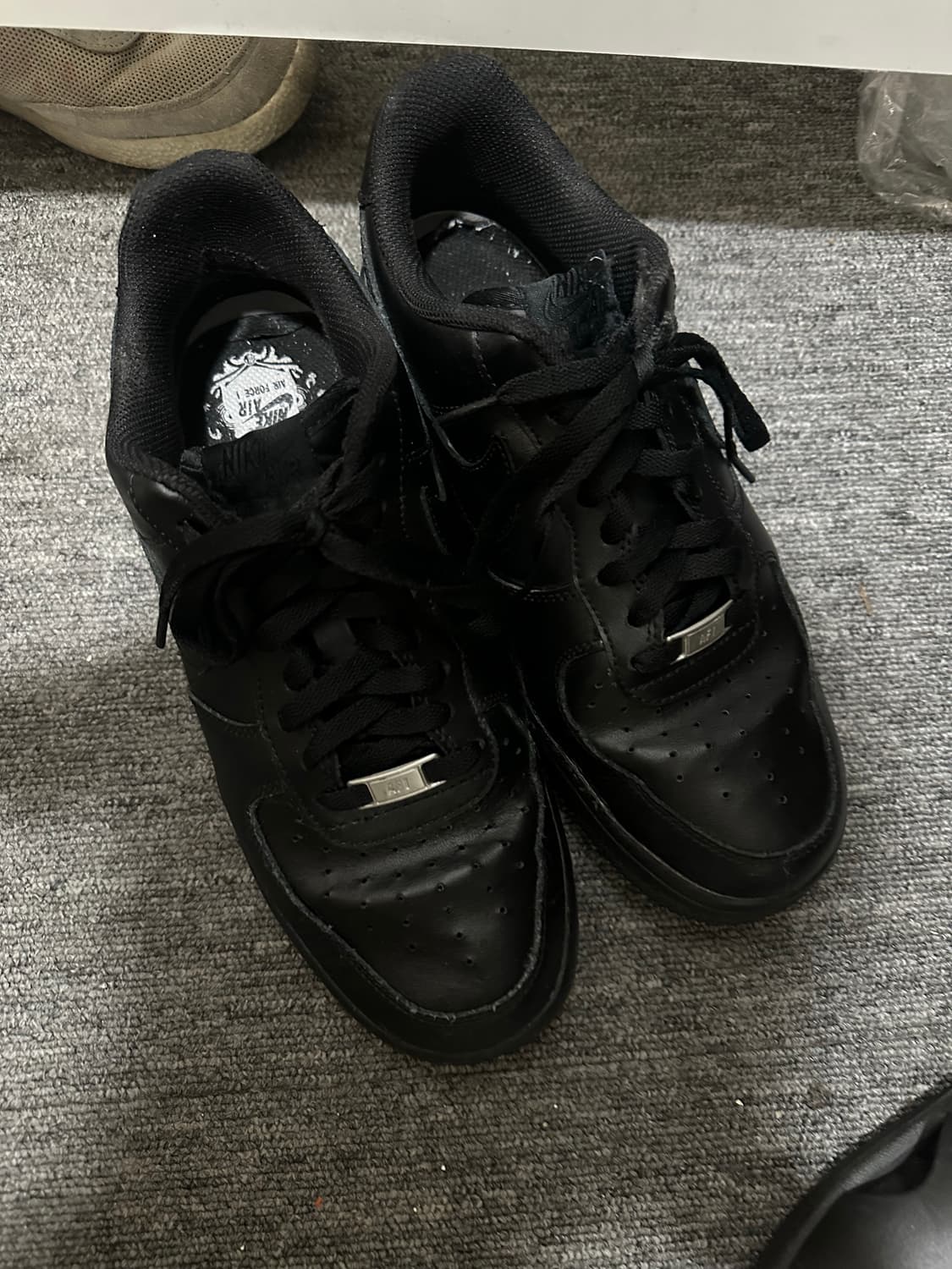 에어포스 트리플블랙 275 상품이미지1