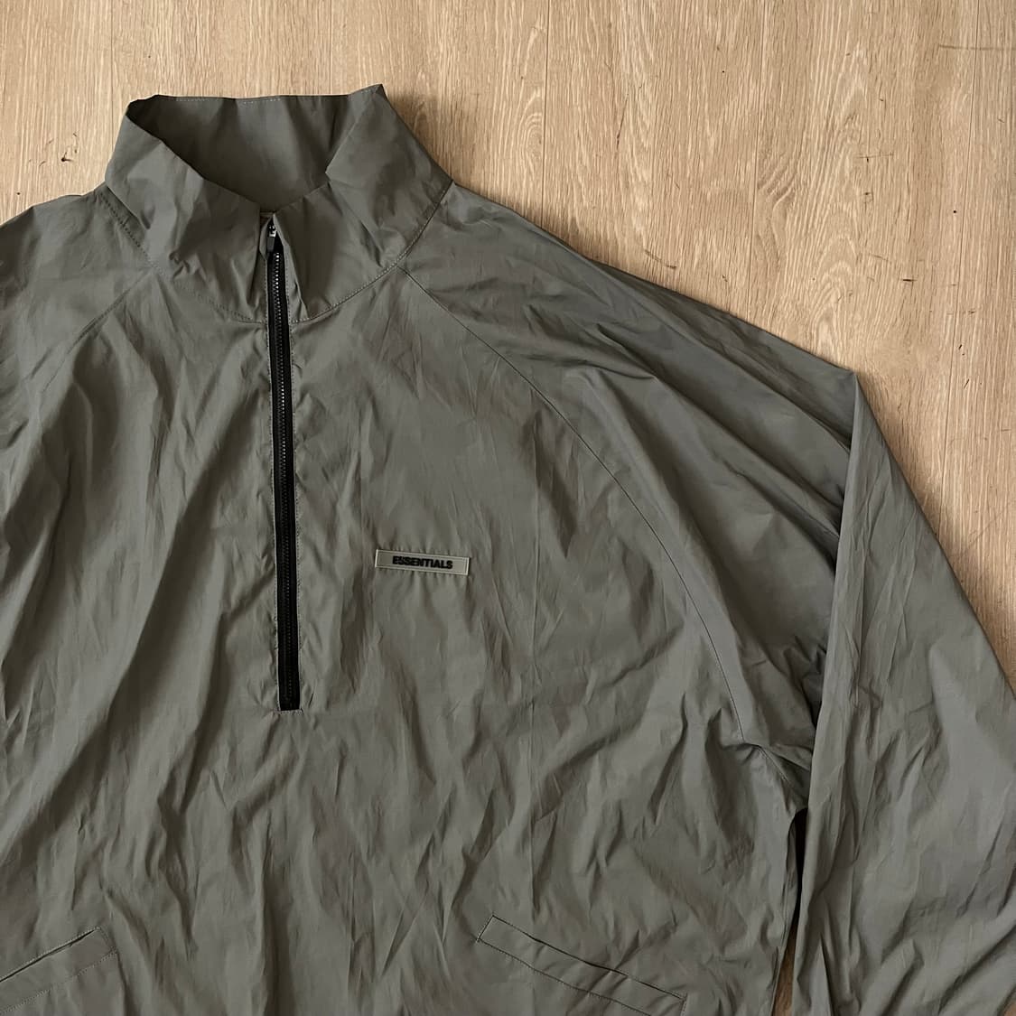 FEAR OF GOD ESSENTIALS 아노락 자켓 상품이미지4