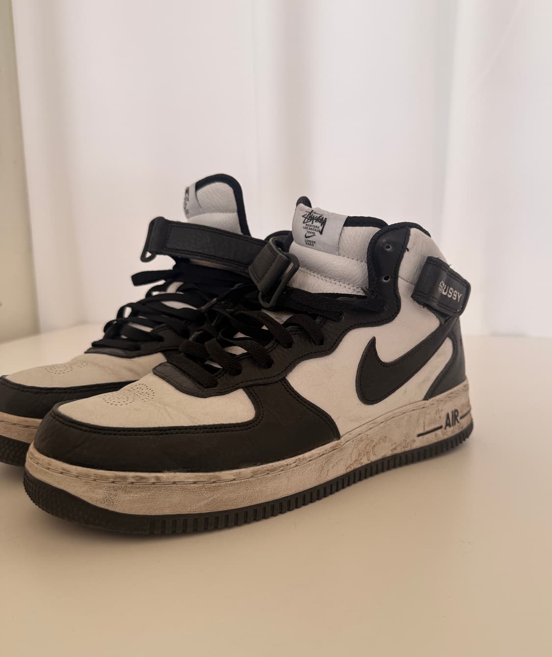  나이키 x 스투시 에어 포스 1 '07 미드 SP  상품이미지1