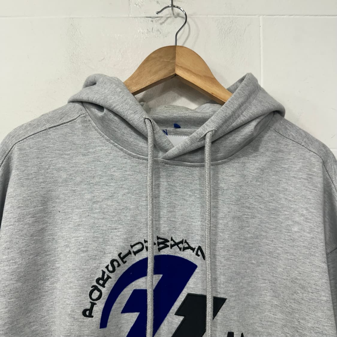 자라X아더에러 후드티 상품이미지2