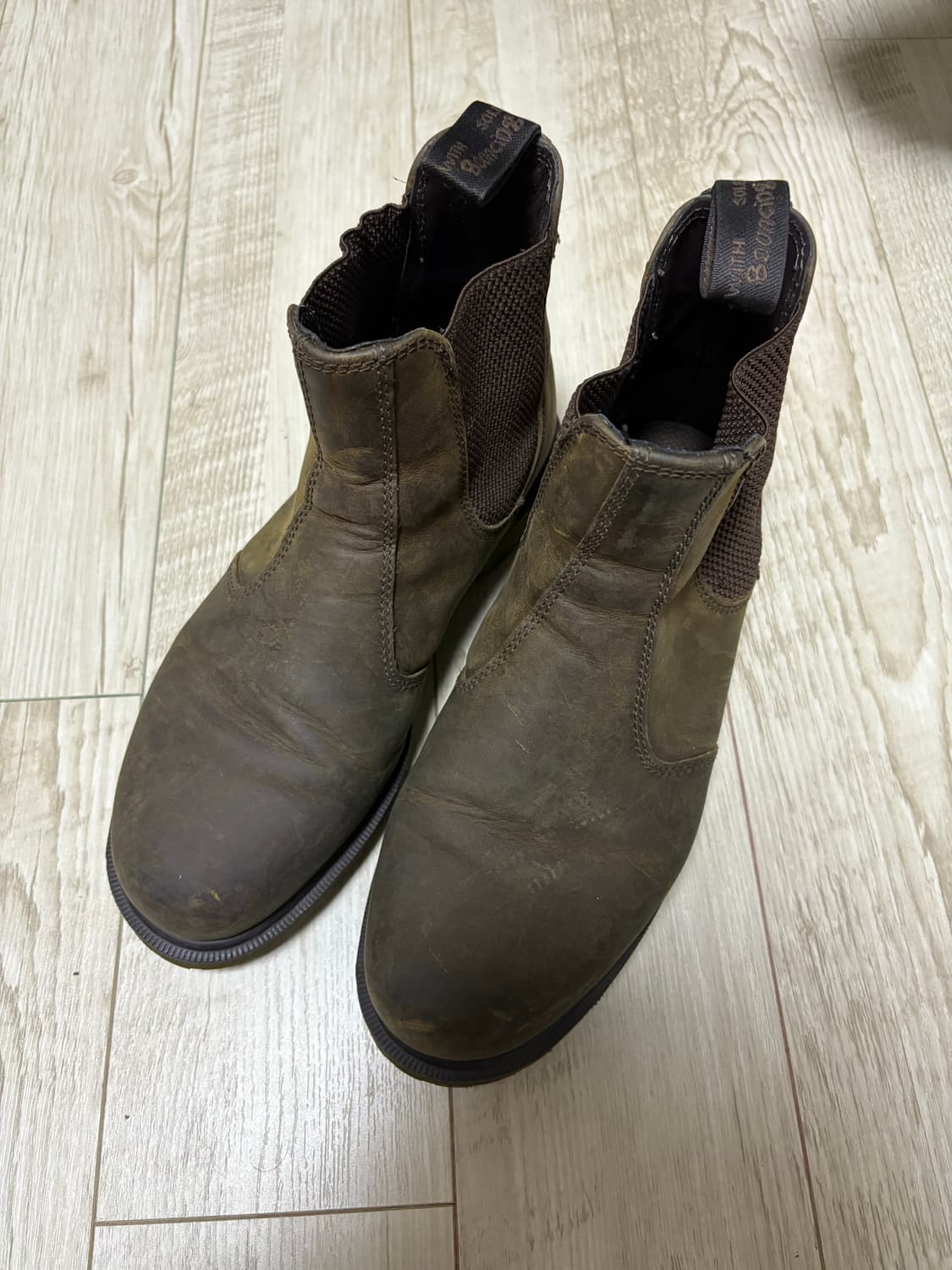 닥터마틴 2976 다크브라운 270 상품이미지1