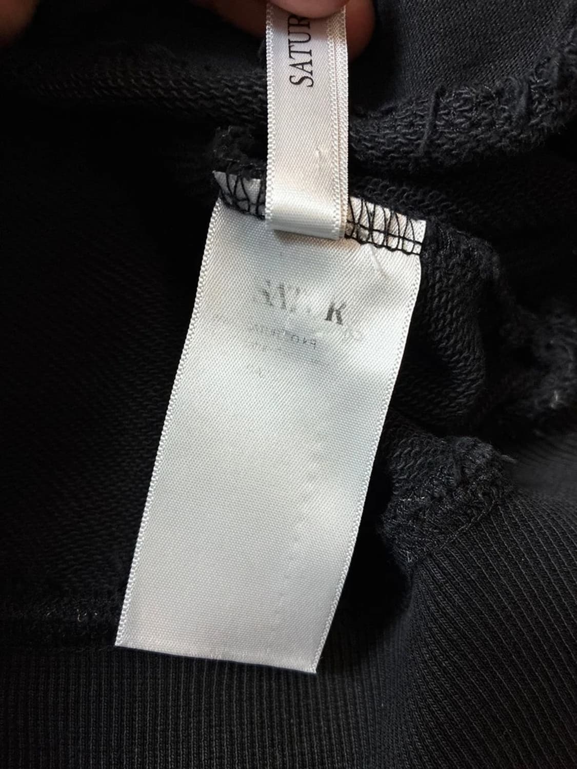 세터 SATUR 23ss 리벳 아플리케 포켓 후드티 PN7368 상품이미지7