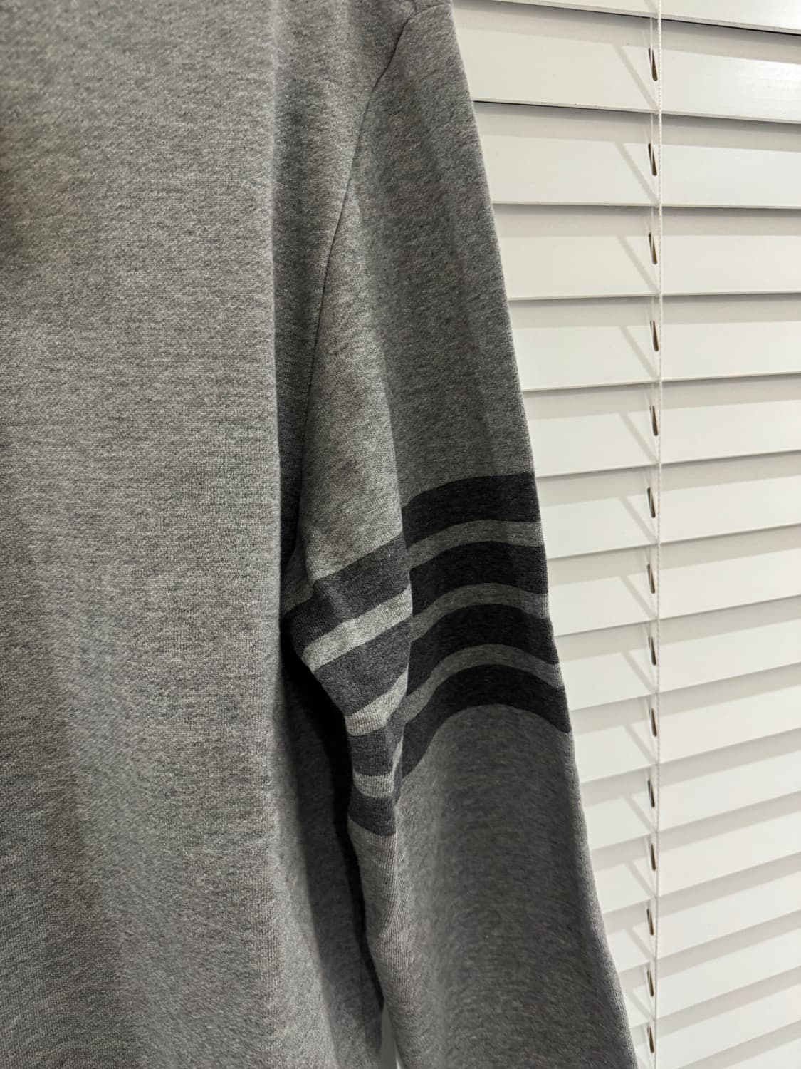 톰브라운 맨투맨 4사이드 상품이미지4