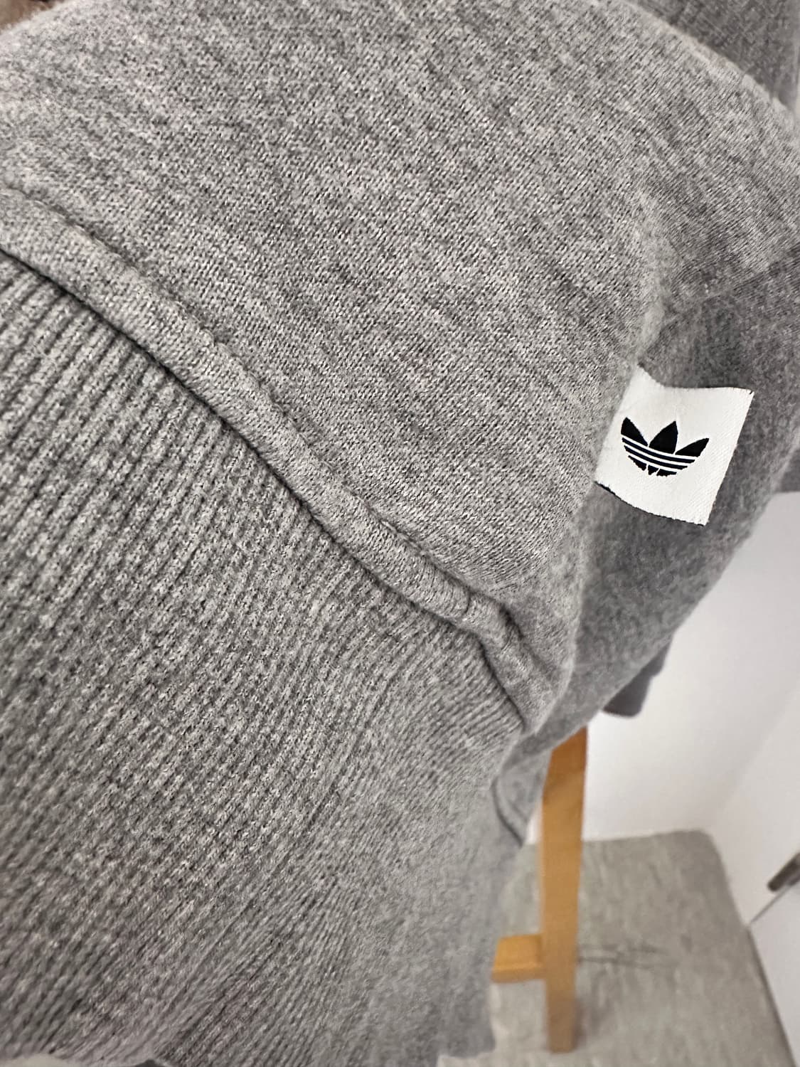 아디다스 레오파드 트레포일 맨투맨 회색(사이즈110) 상품이미지3