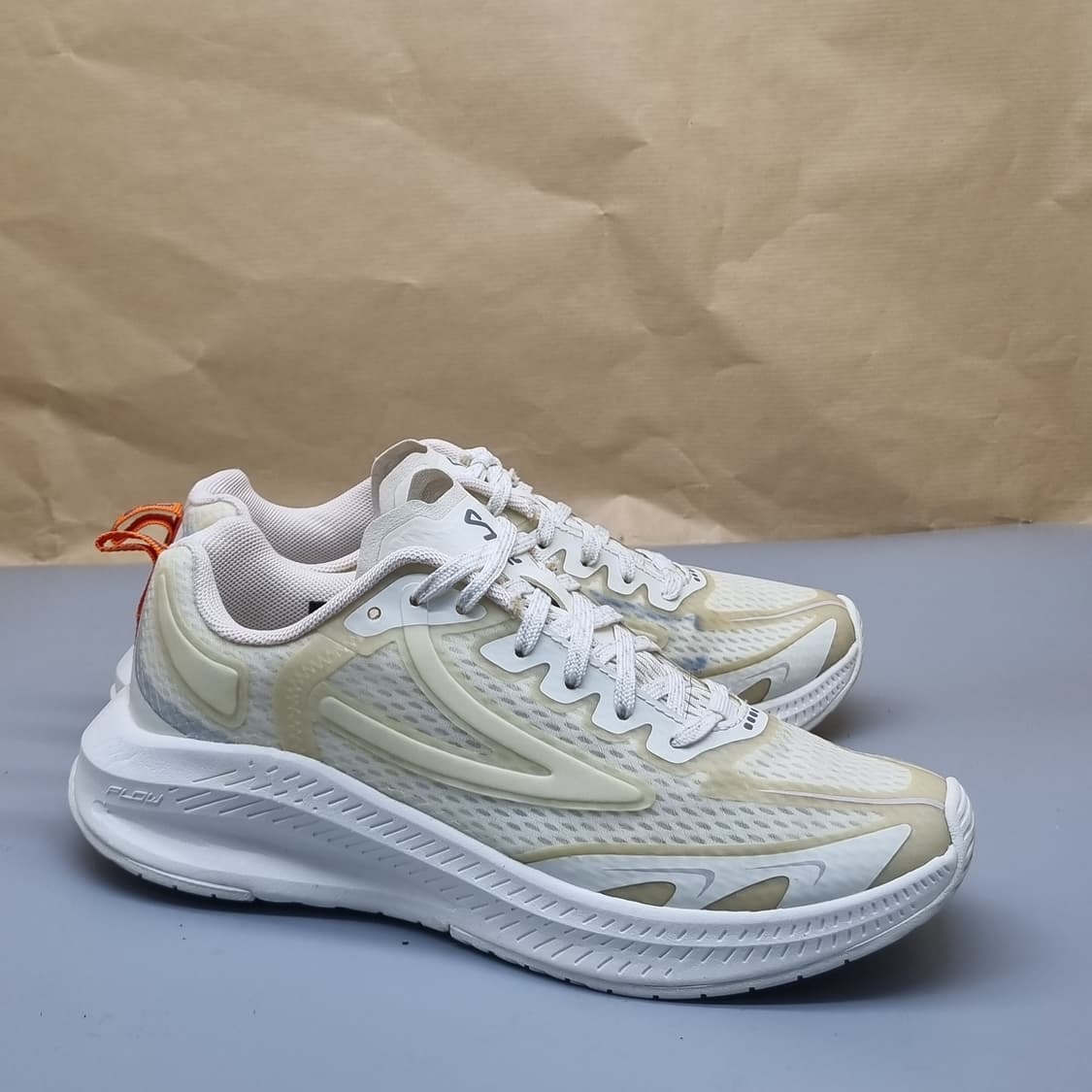 휠라 웨이블렛 여성운동화230 상품이미지1