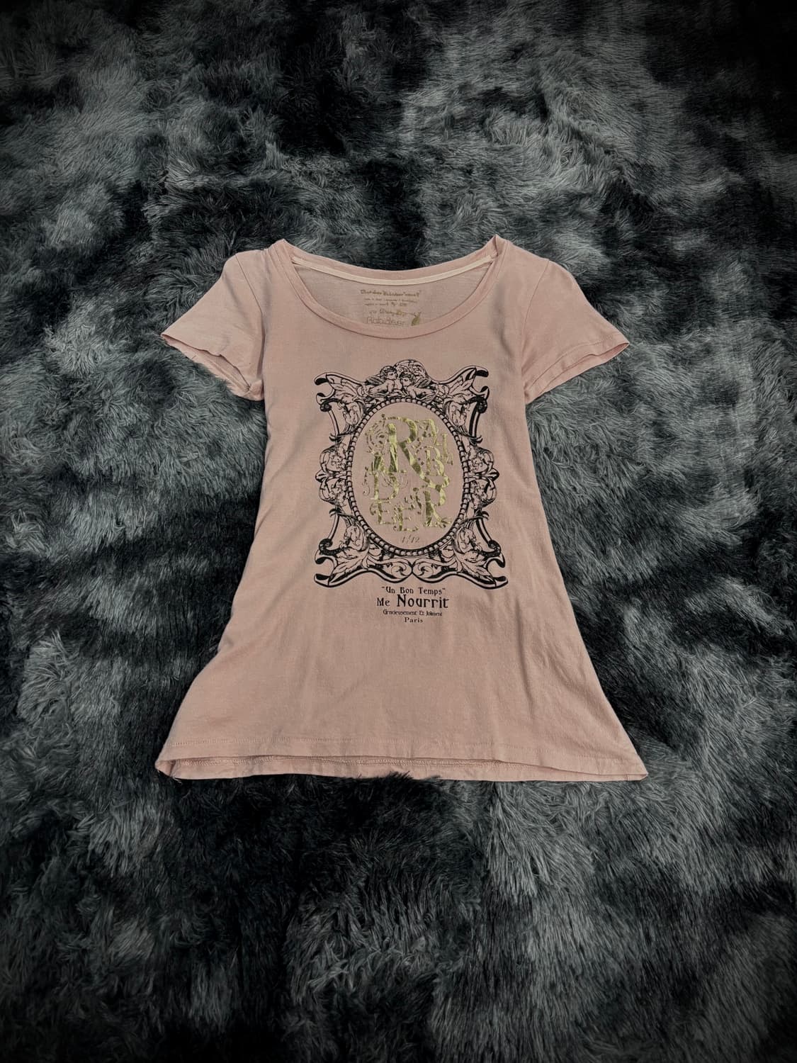 바로크 프레임 골드 레터링 반팔 티셔츠 상품이미지1