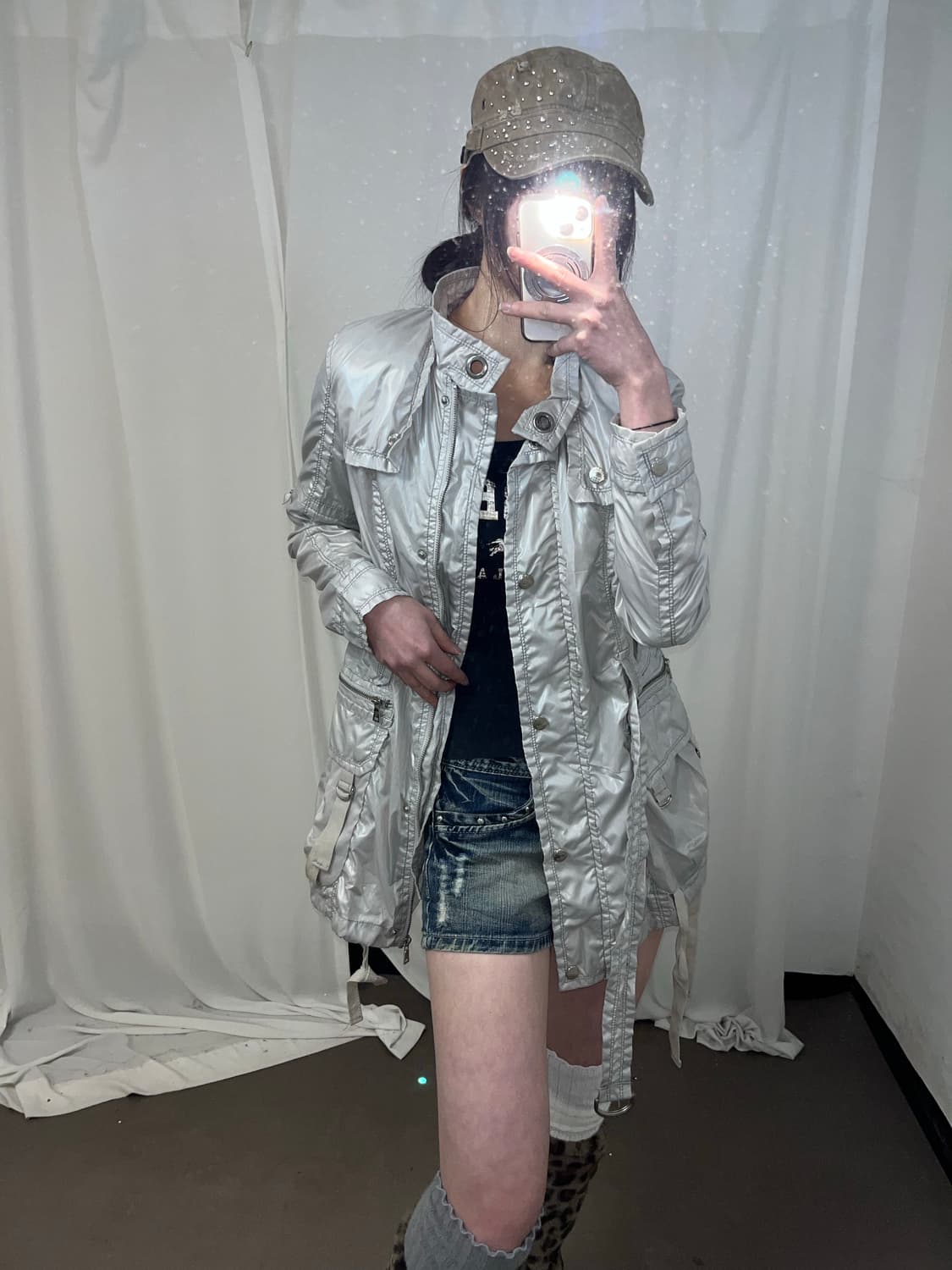 UGIZ Y2K 실버 나일론 자켓 상품이미지1