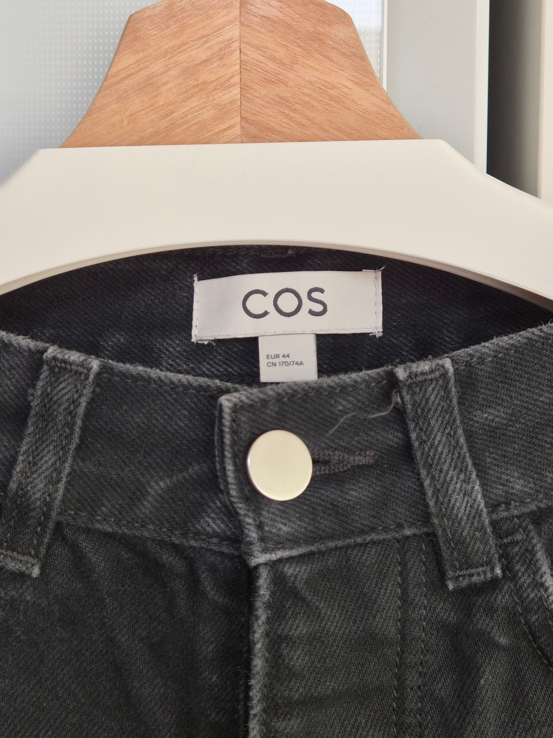 COS 코스 남성 릴랙스드 와이드 레그 진 블랙 eur44 상품이미지3