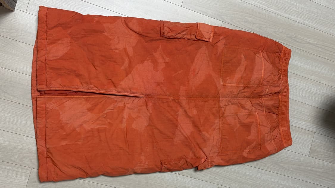 오렌지 색상 누빔 롱 스커트 상품이미지2