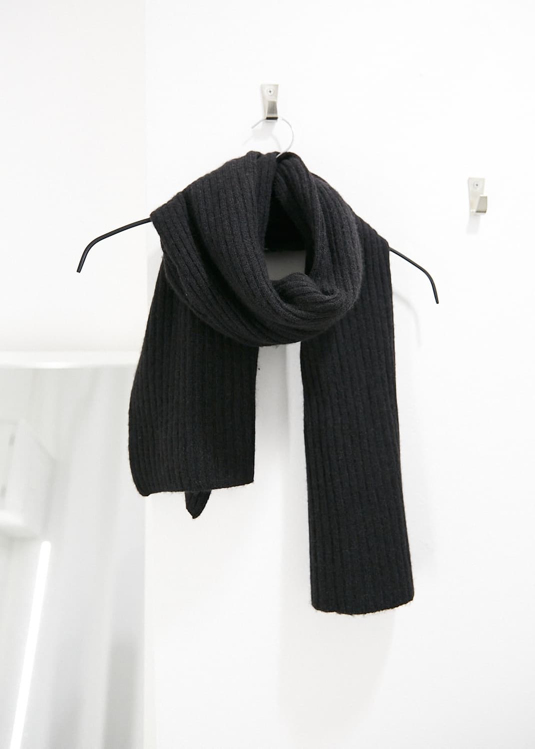 Issey Miyake Men Ribbed Knit Stole 상품이미지1
