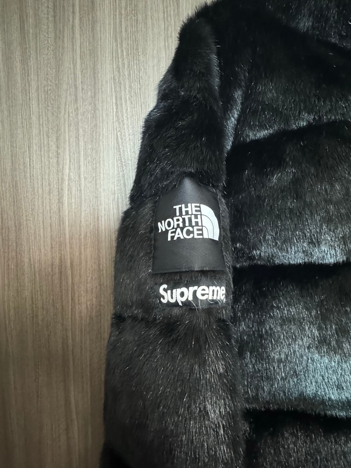 슈프림 노스페이스 퍼 눕시L 2020FW 상품이미지3