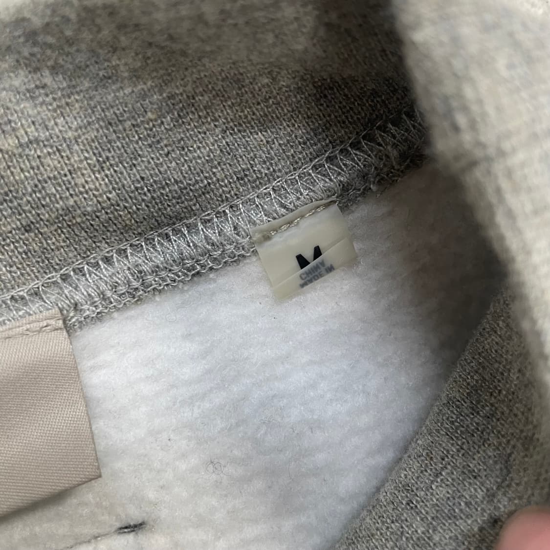 에센셜 피어오브갓 플리스 크루넥 맨투맨 상품이미지6