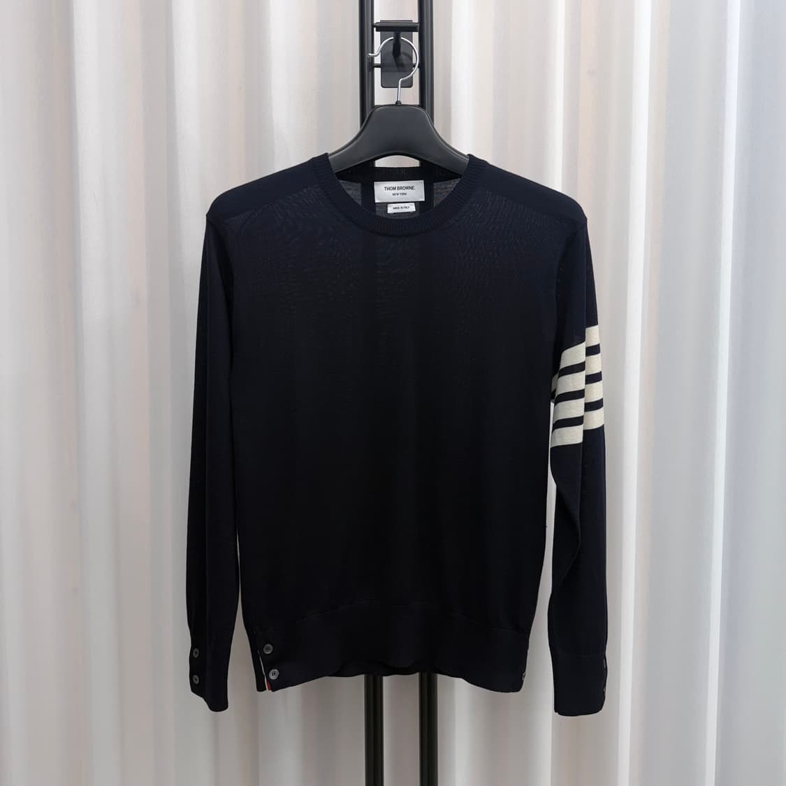 [2] 톰브라운 사선완장 울 니트 네이비 상품이미지1