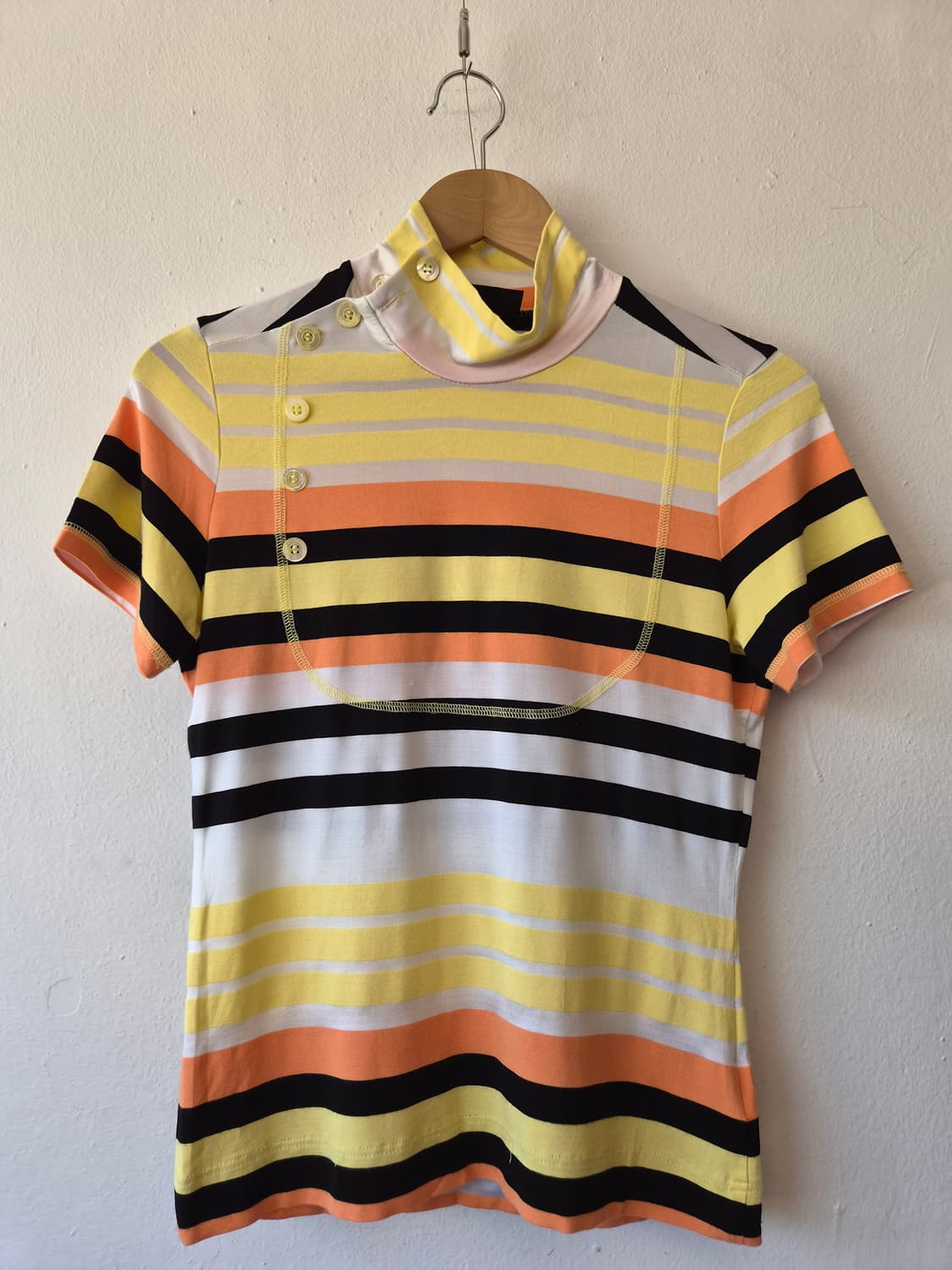 보그너 여성 하프넥반팔티셔츠 95사이즈 상품이미지2