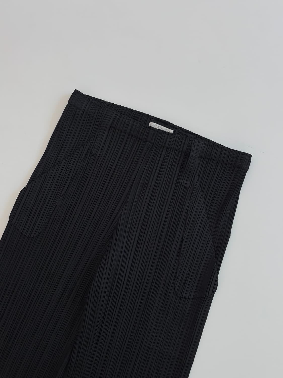 Pleats Please 플리츠플리즈 블랙컬러 팬츠   상품이미지4