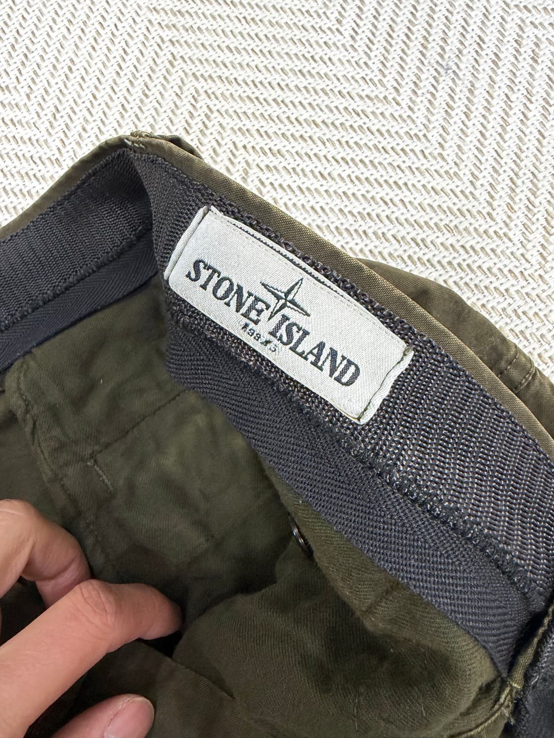 정품) 스톤아일랜드 FW 카고 바지 올리브 32 상품이미지6