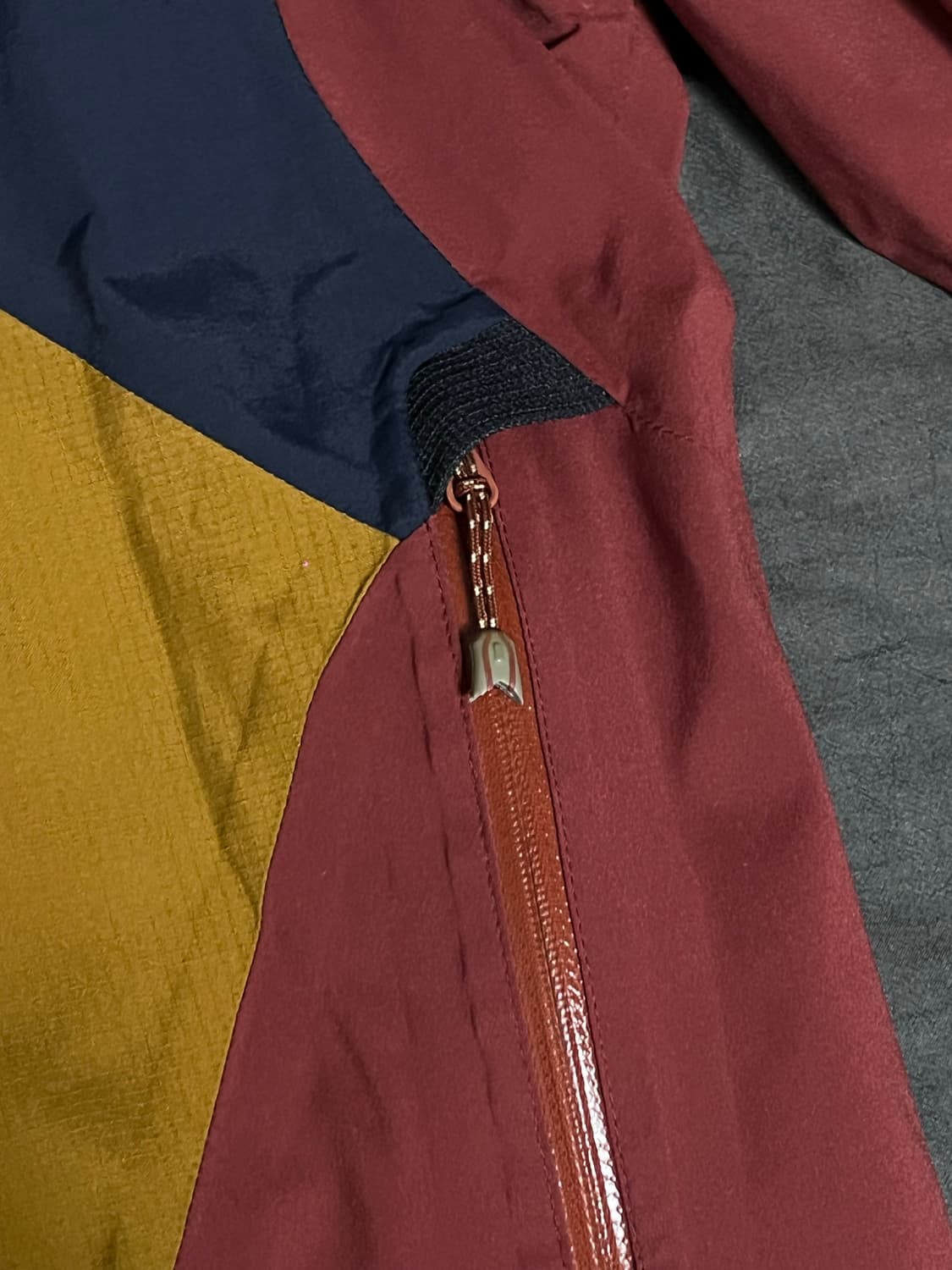 블랙야크 고어텍스 바람막이 상품이미지4