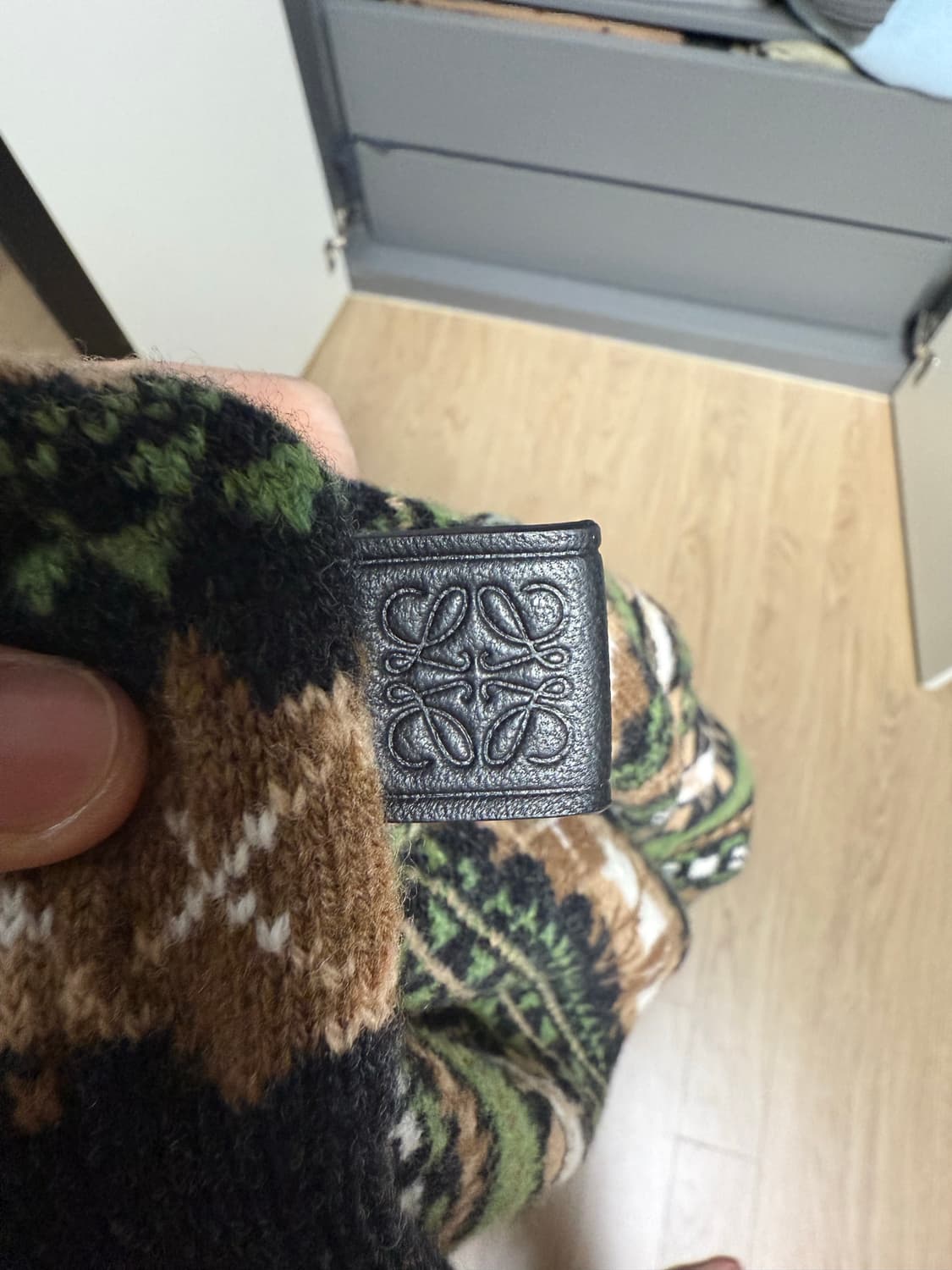 로에베 25SS 울 자카드 폴로 니트 상품이미지6