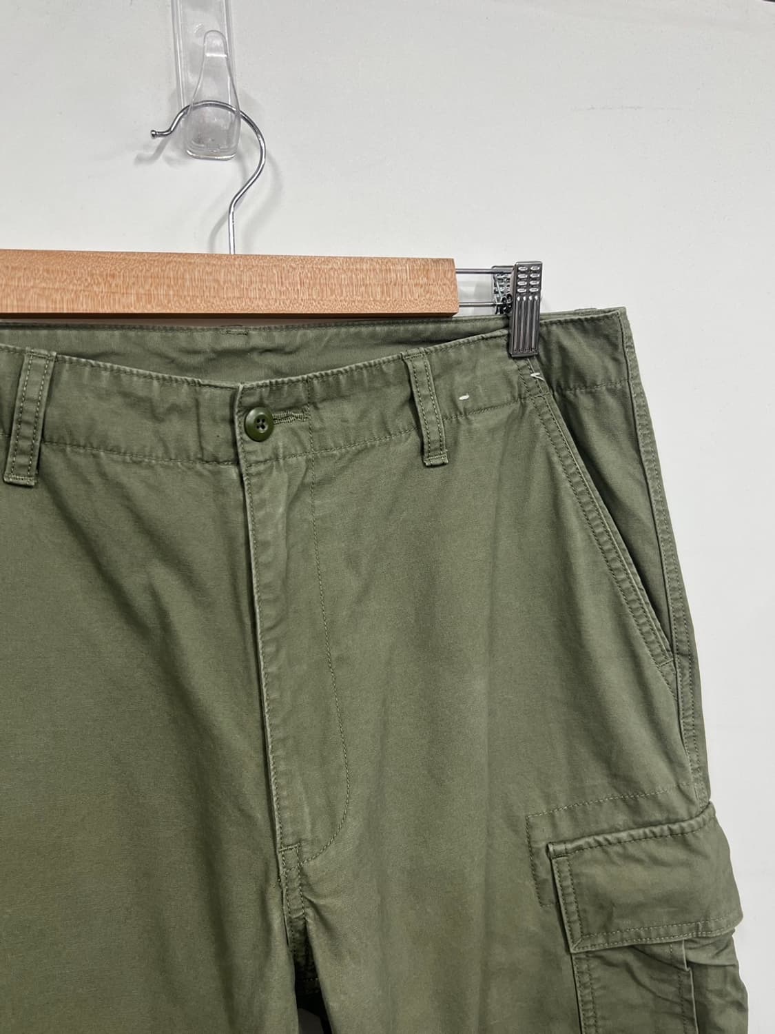유니클로 코튼 카키 카고 팬츠  상품이미지2
