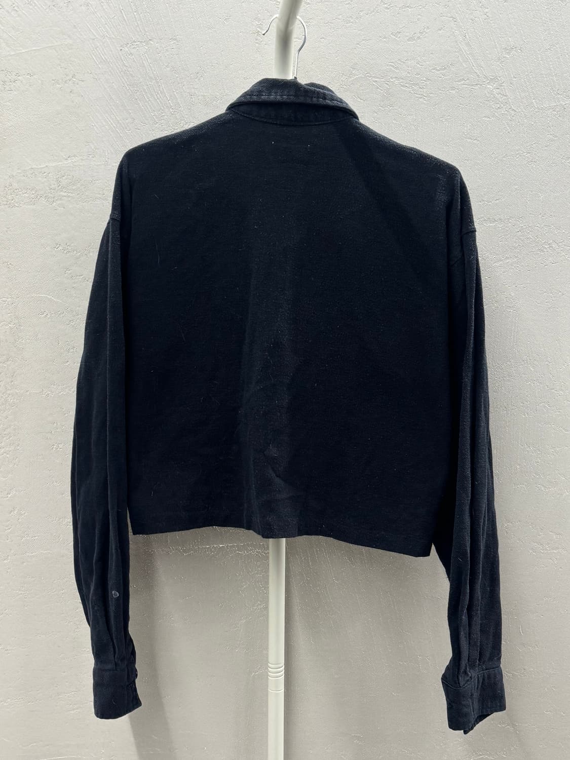 칼하트 블랙 크롭 셔츠 자켓 L 상품이미지5