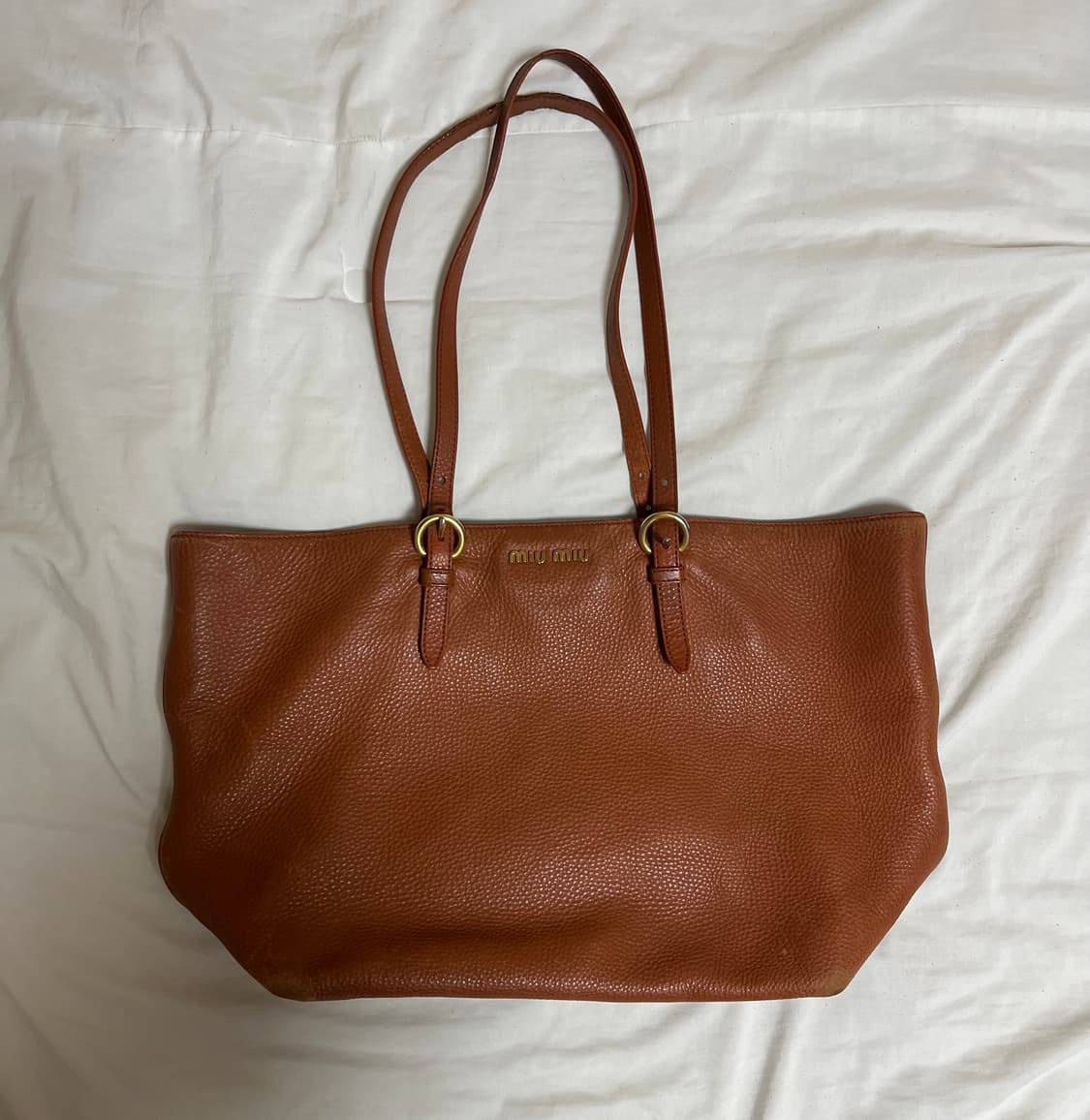 미우미우 비텔로 피닉스 레더 숄더백  상품이미지1