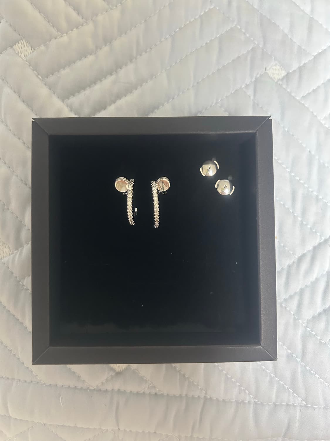 실버 큐빅 귀걸이 상품이미지2