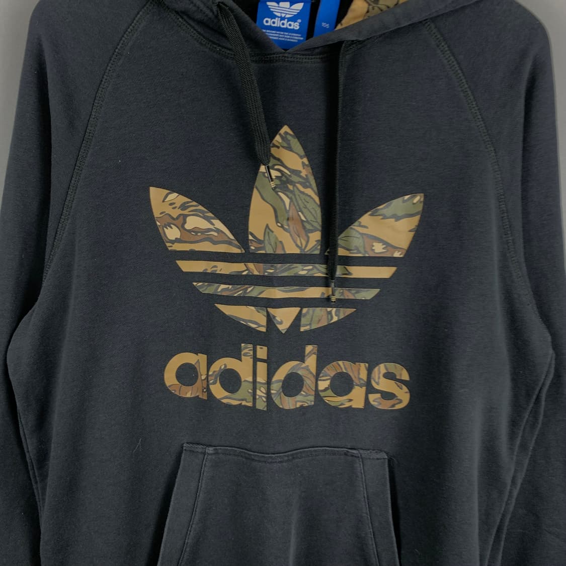 아디다스 카모 빅트레포일 후드티 상품이미지4