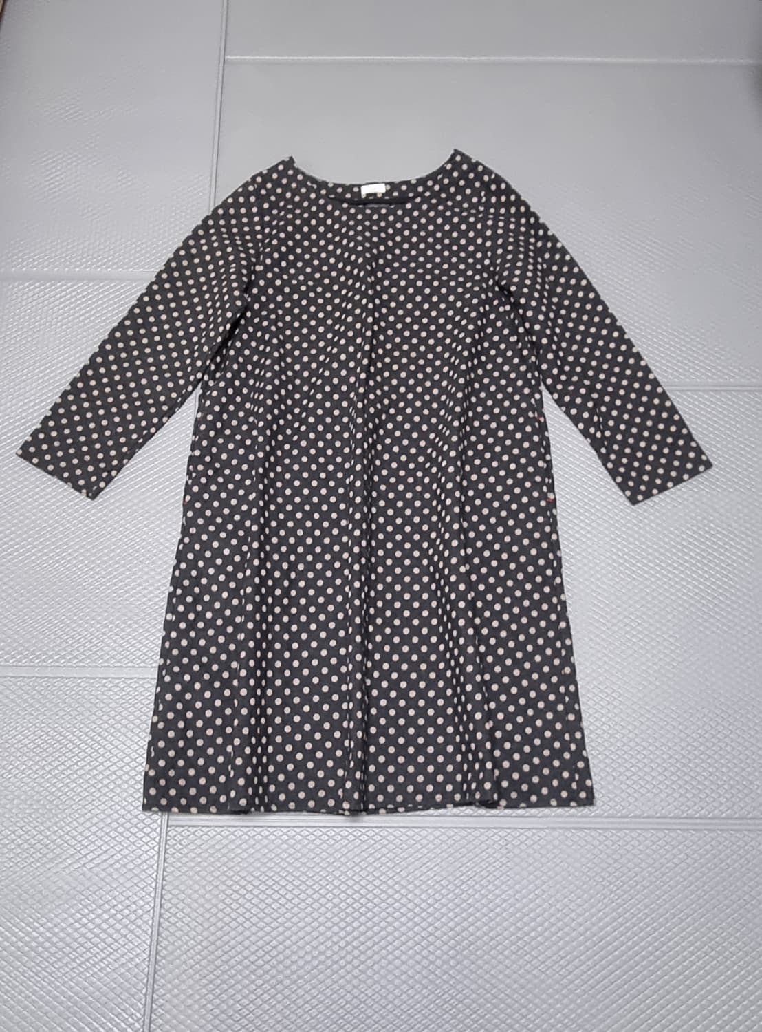도트 패턴 박시 원피스 상품이미지1