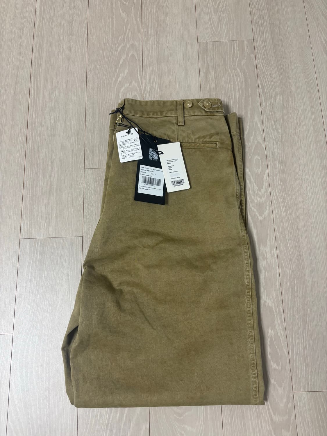 오라리 프로덕트 다이드 핀스 치노 원턱 팬츠 상품이미지2