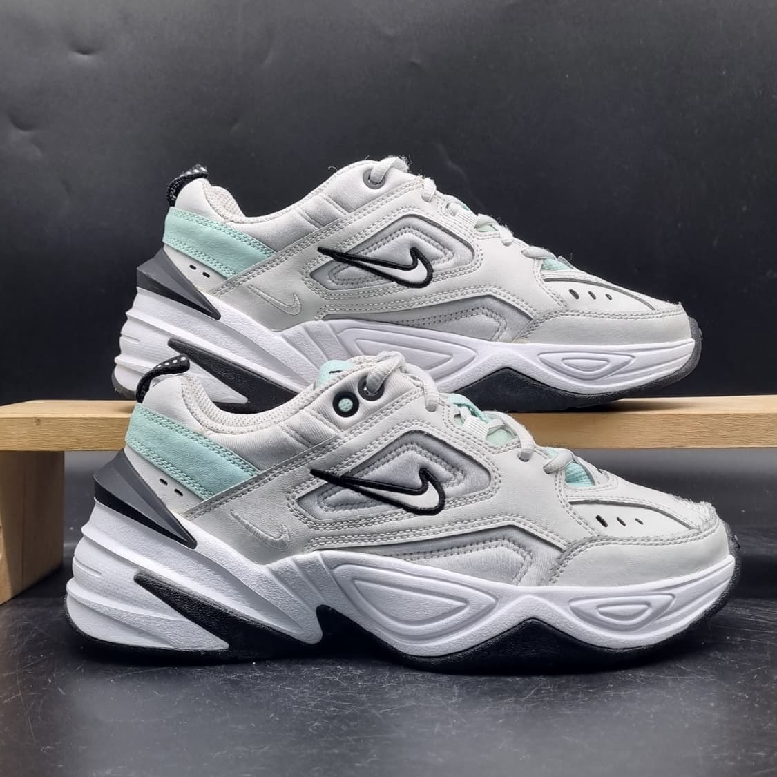 나이키 m2k 테크노 여성운동화225 상품이미지1