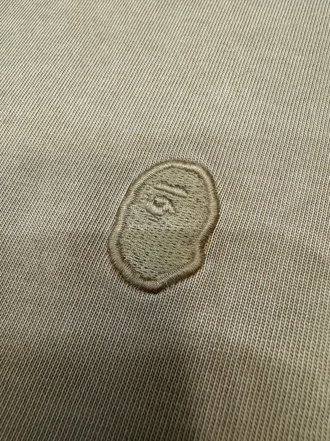 [L] 베이프 가먼트 다잉 롱 슬리브 티셔츠 베이지  상품이미지3