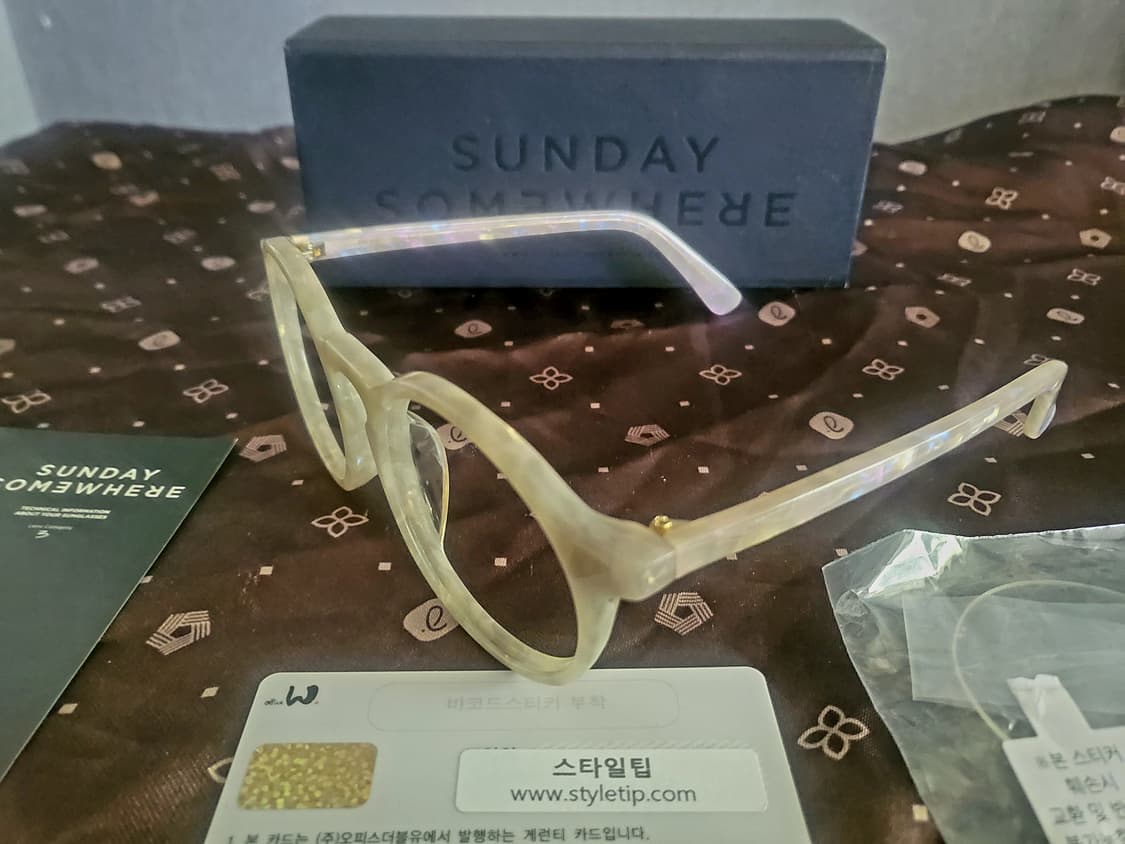 [미착용 새상품] *지드레곤 착용 선데이 섬웨어 안경* 상품이미지8