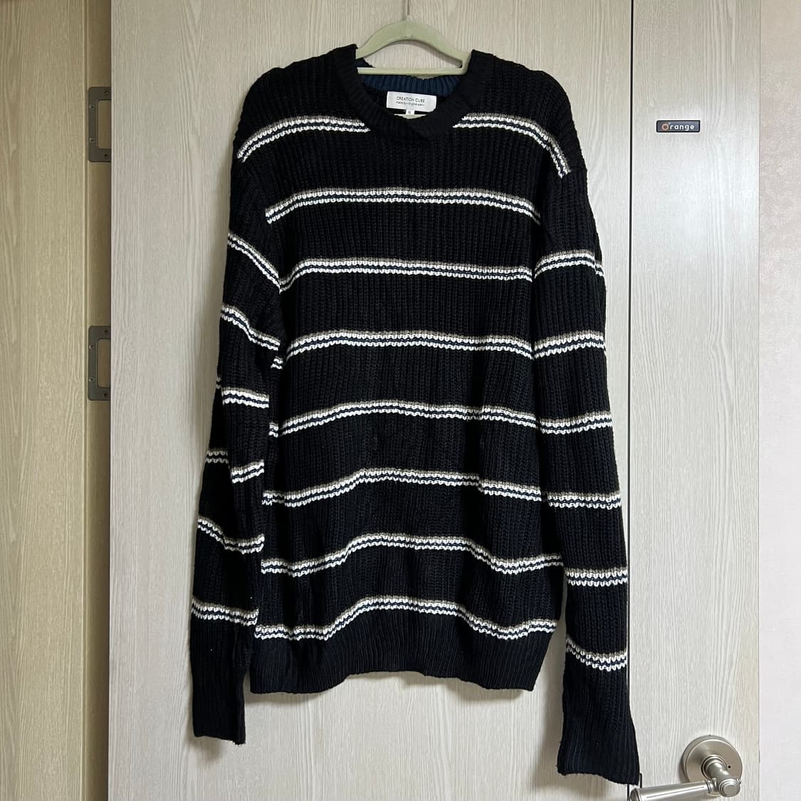 스트라이프 오버핏 니트 상품이미지1