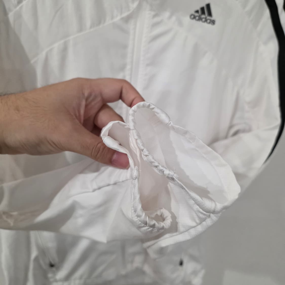 아디다스 화이트 바람막이 XS 상품이미지5