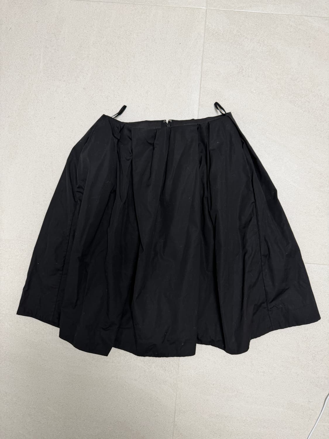 cos 벌룬핏 볼륨 스커트 상품이미지2