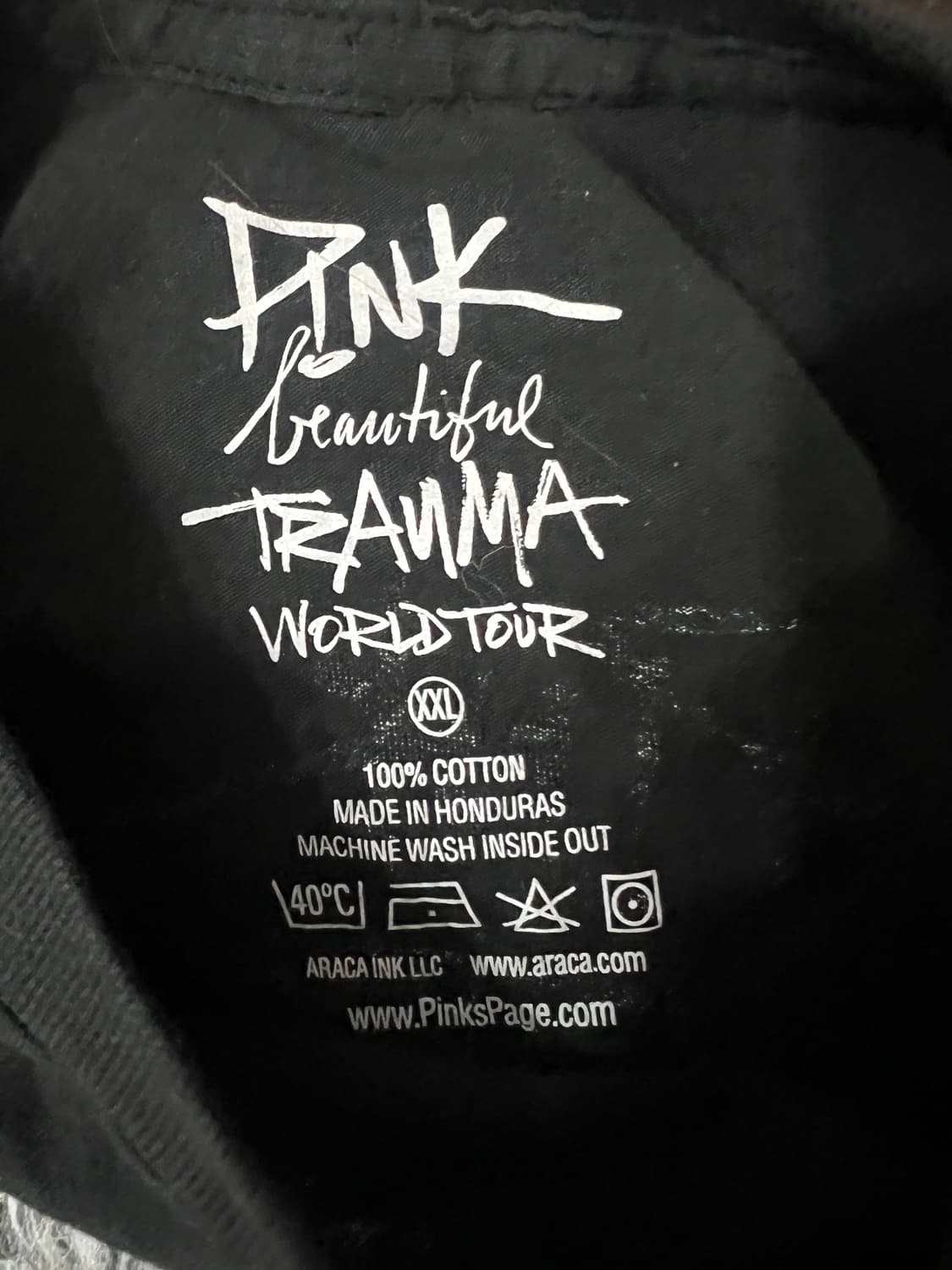 핑크 Pink Beautiful Trauma 검정 티셔츠 상품이미지2