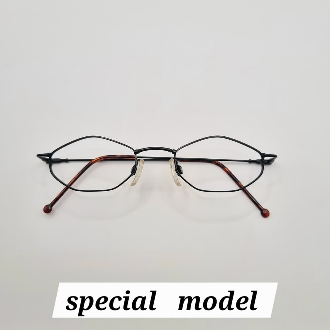 181  슬림다각 온테 블랙 상품이미지1