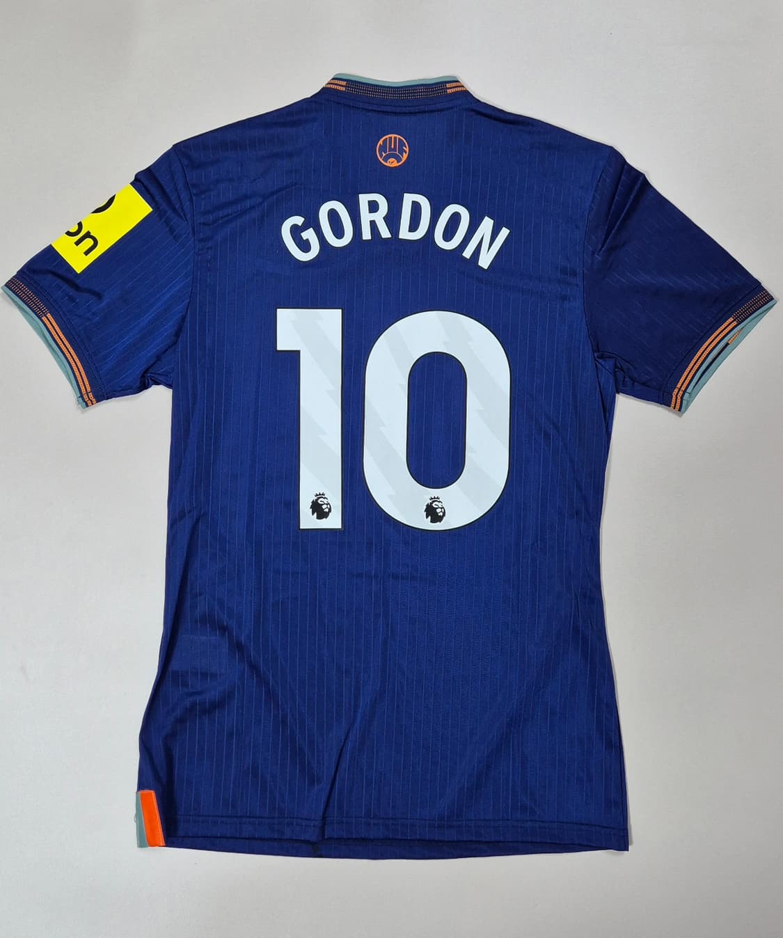 25-26 뉴캐슬 써드킷 고든 반팔 유니폼 L사이즈 상품이미지1