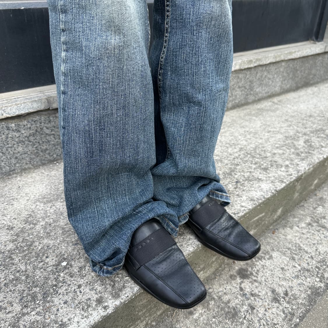 00s 블랙 프라다 스포츠 스퀘어토 로퍼 상품이미지10