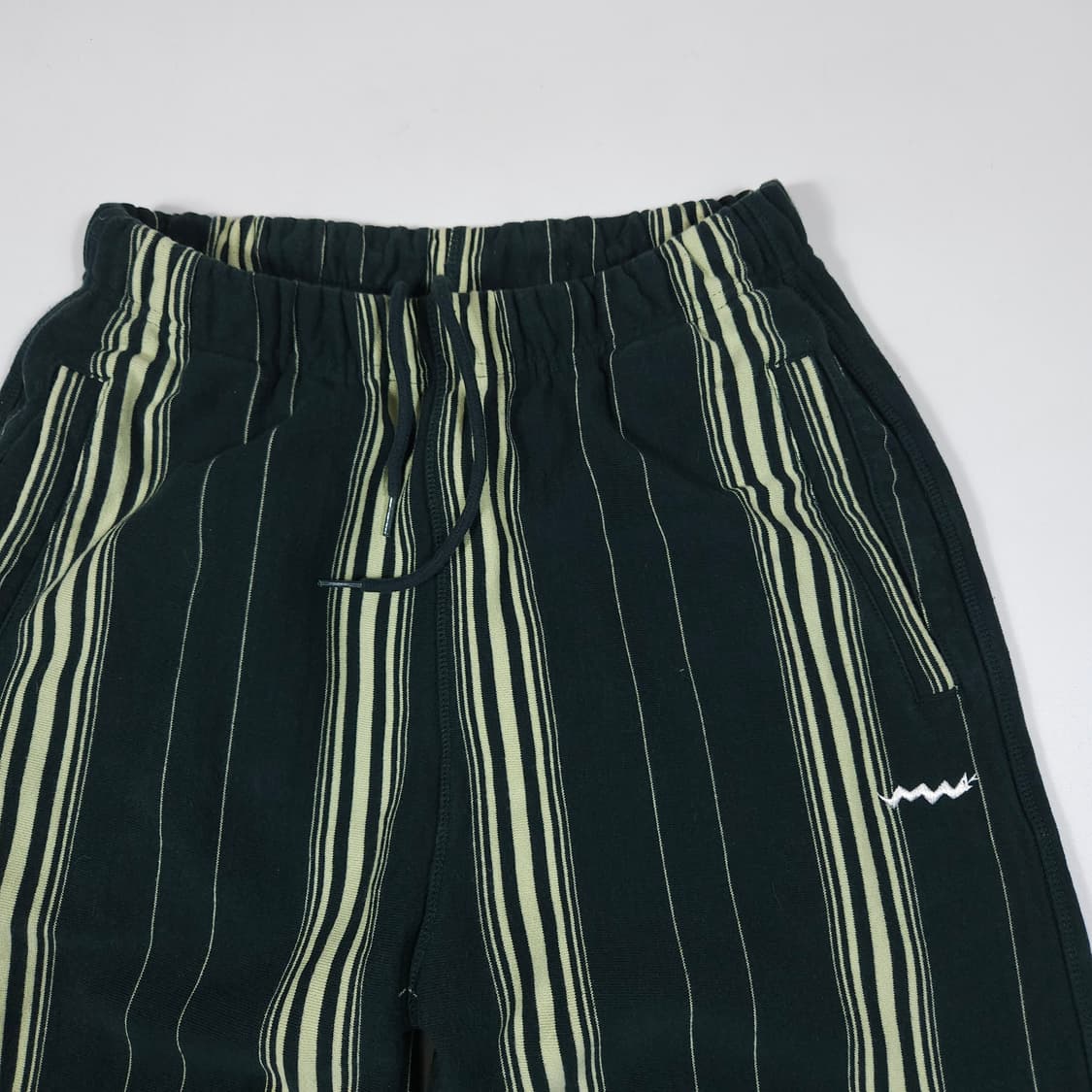 예스아이씨 스트라이프 스웻팬츠  상품이미지2