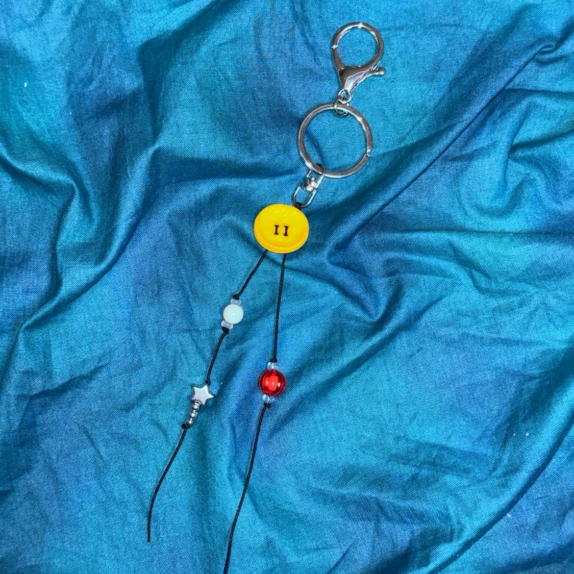 노란 포인트 키링 판매합니다 ⭐️🌼💊❤️ 상품이미지1