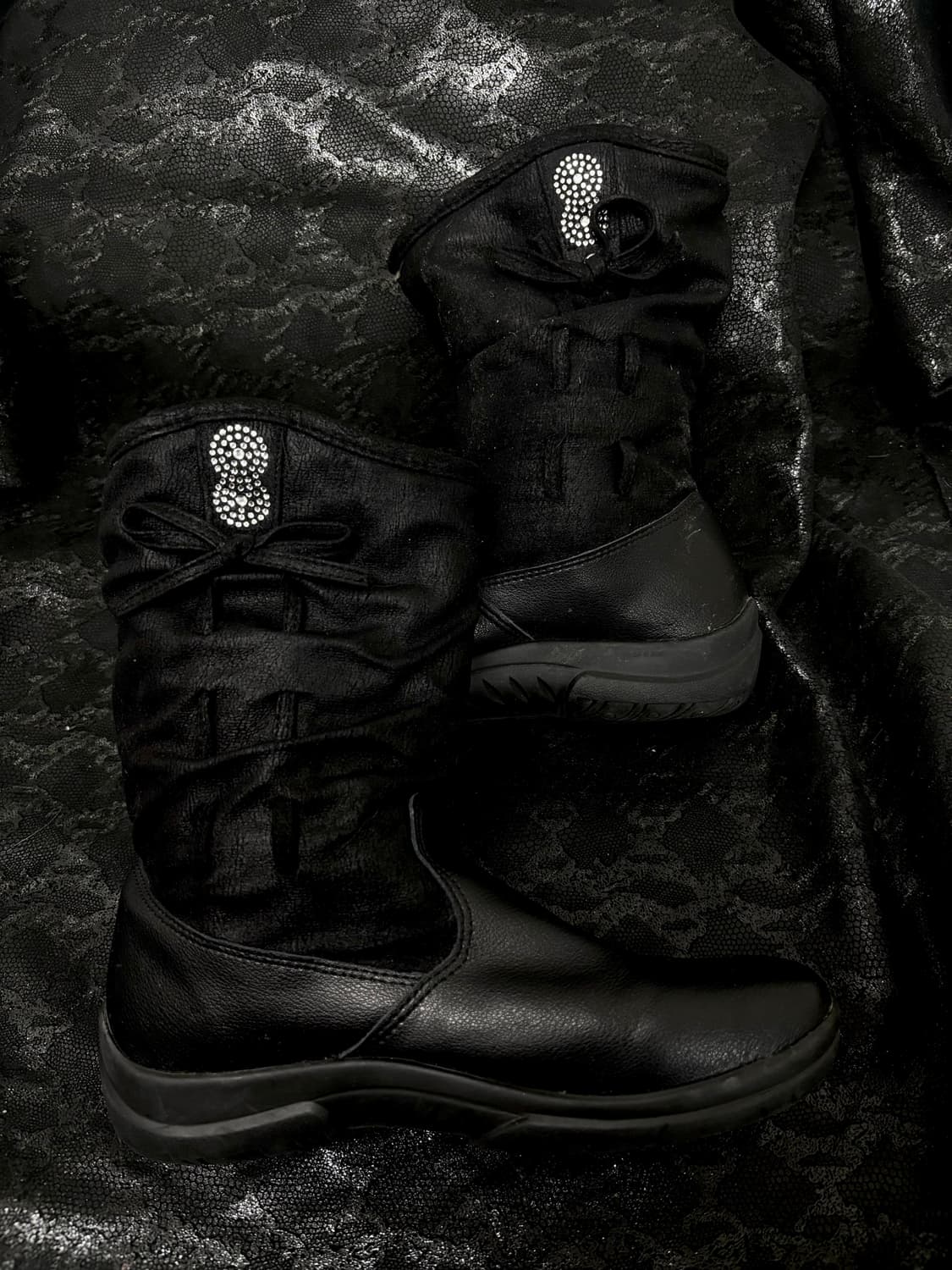 “Vintage” Cubic Detail Black Y2K Fur Boo 상품이미지1