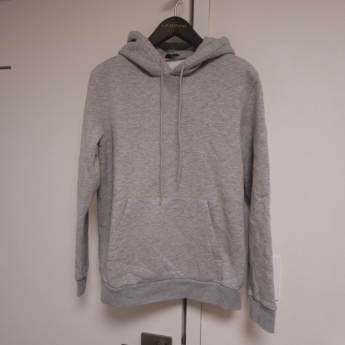 [M] 띠어리 기모 회색 그레이 후드티 상품이미지1